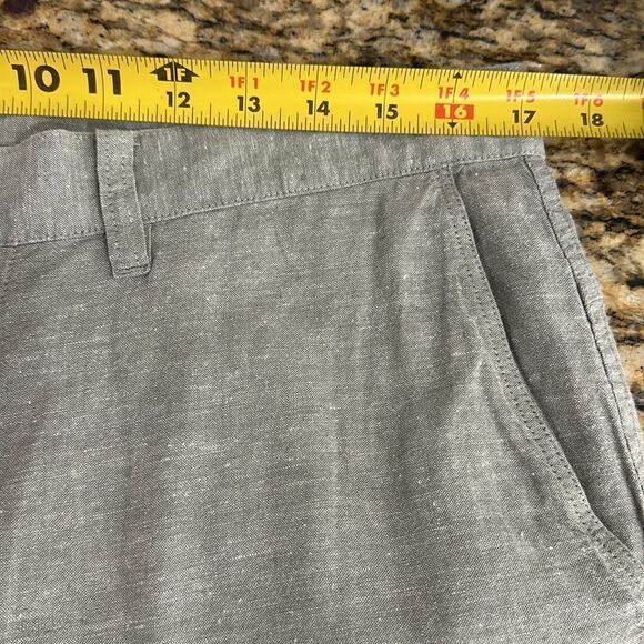 Patagonia Grayish Green Flat Front 9” Regular Fit Shorts Size 34 - Picture 5 of 7